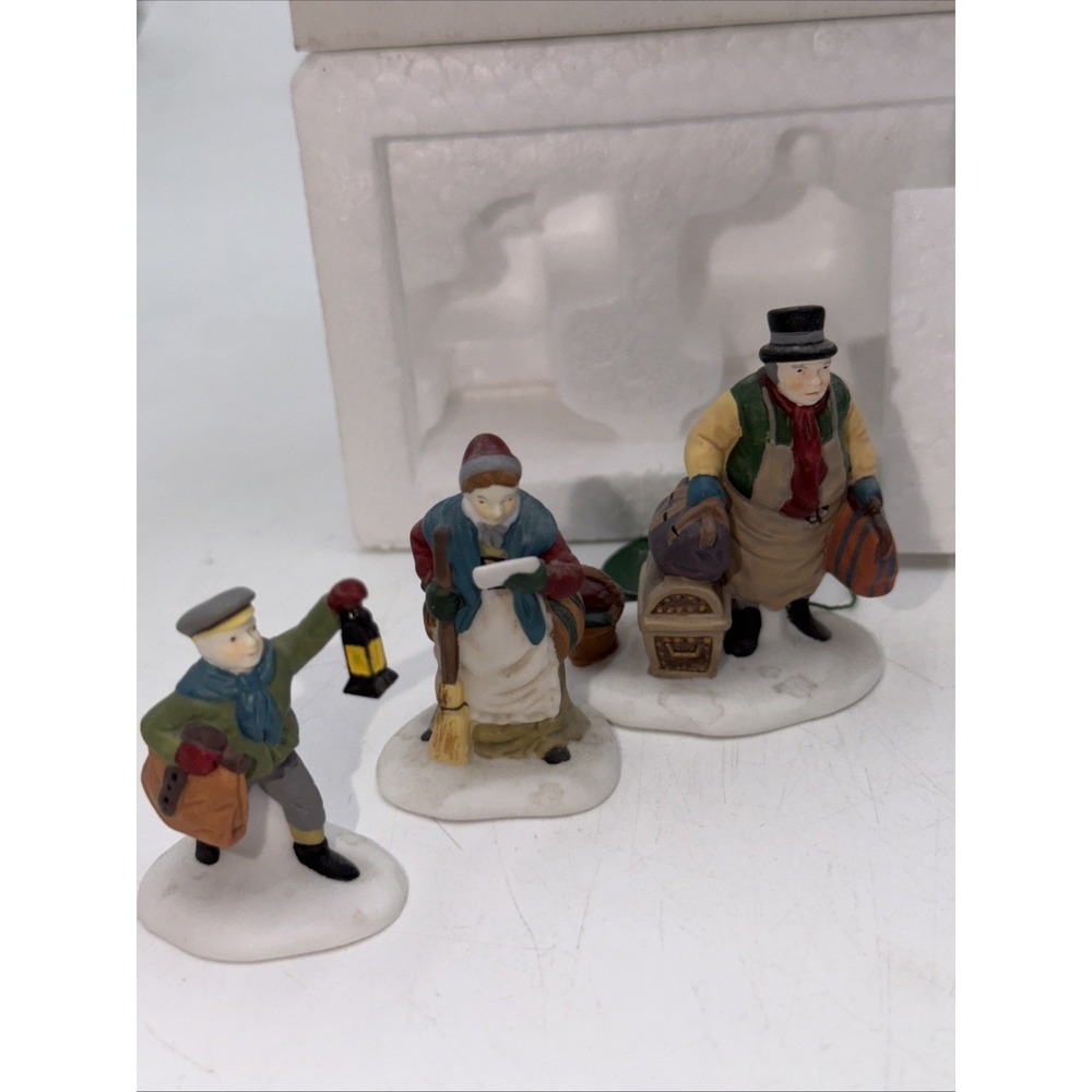 Department 56 Come Into The Inn Set of Three Heritage Village #55603 Accessories